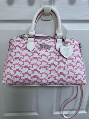 NWT Juicy Couture Pep in Her Step Satchel in White/Pink w Heart Charm